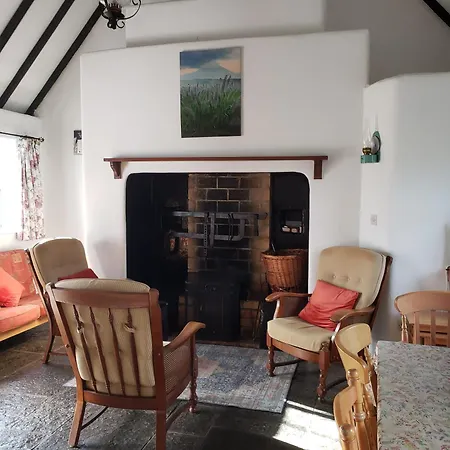 Louisburgh Cottages *