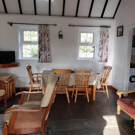 Louisburgh Cottages *