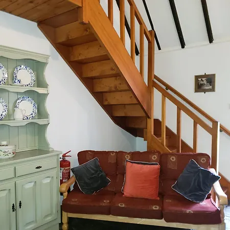 Daffodil 2 Bedroom Louisburgh