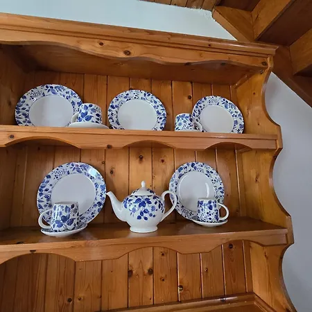 Daffodil 2 Bedroom Louisburgh